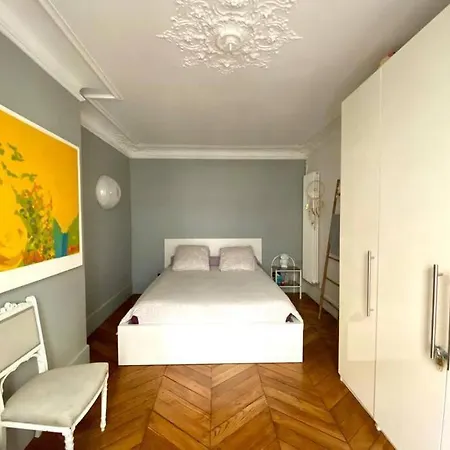 Typical Parisian 2 Bedroom Perfectly Located